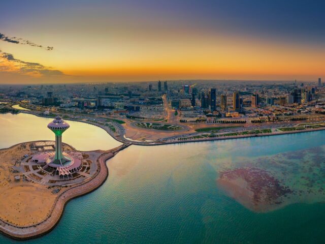 الحجر في المنطقة الشرقية: الملوحة الجوفية والتزهّر